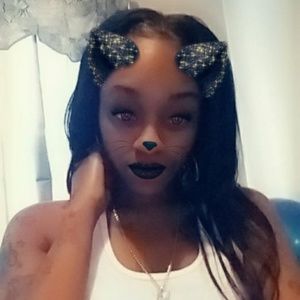 Meet your Posher, Quinetta